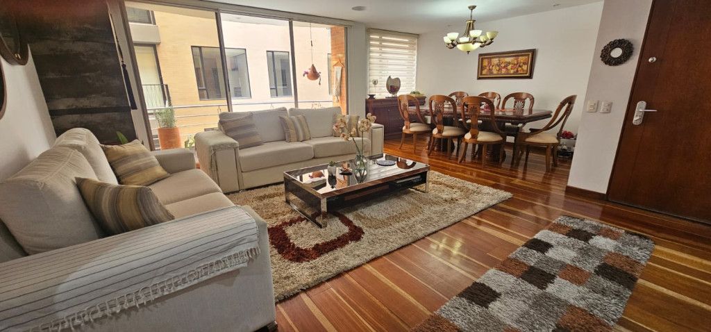 Apartamento en arriendo Cundinamarca Bogotá San Patricio 154 m2 Habitaciones 3 Baños 4 Garajes 3 Precio $9600000