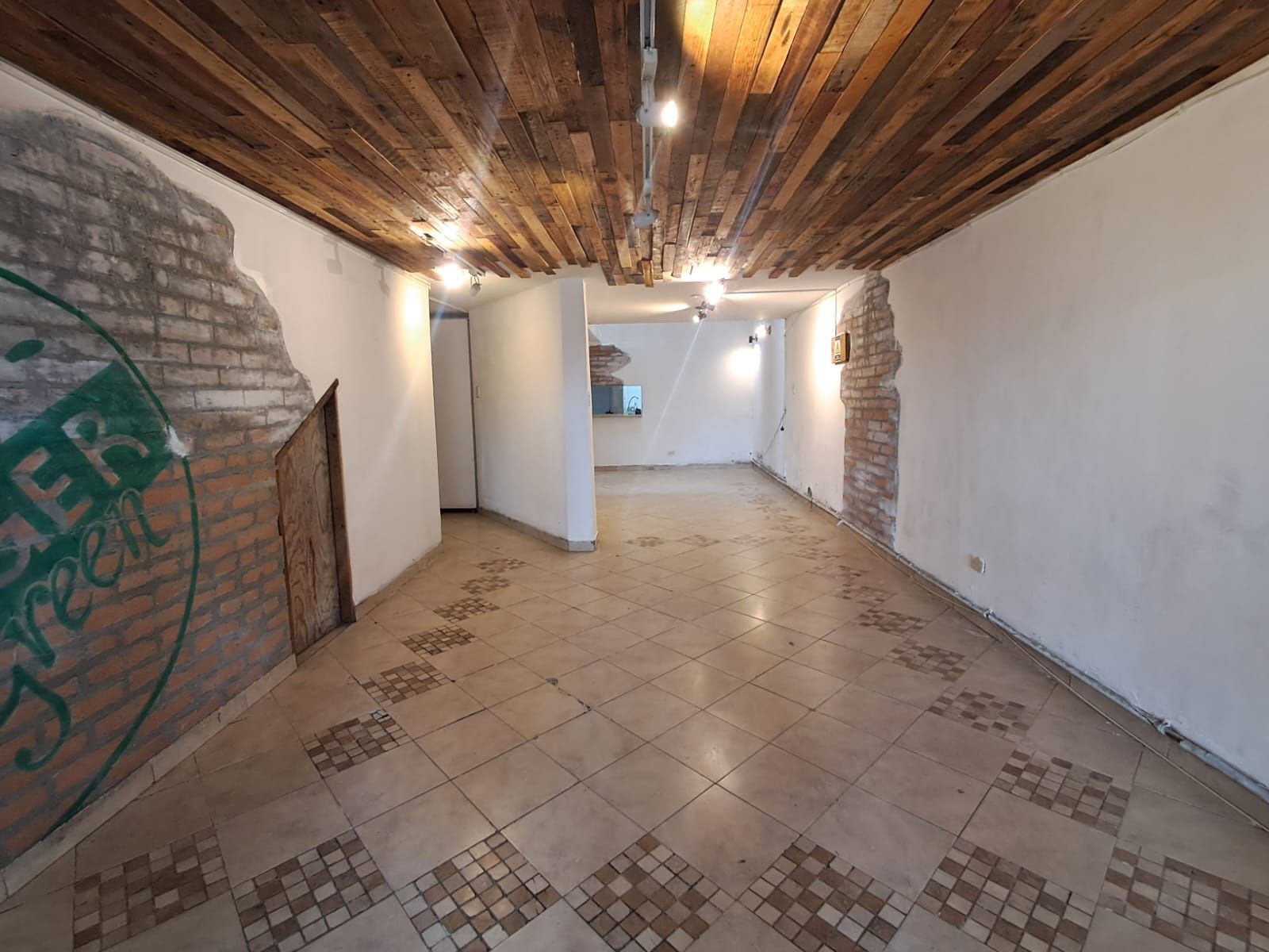 Local en arriendo Risaralda Pereira Popular Modelo 90 m2 Habitaciones 0 Baños 1 Garajes 0 Precio $4500000