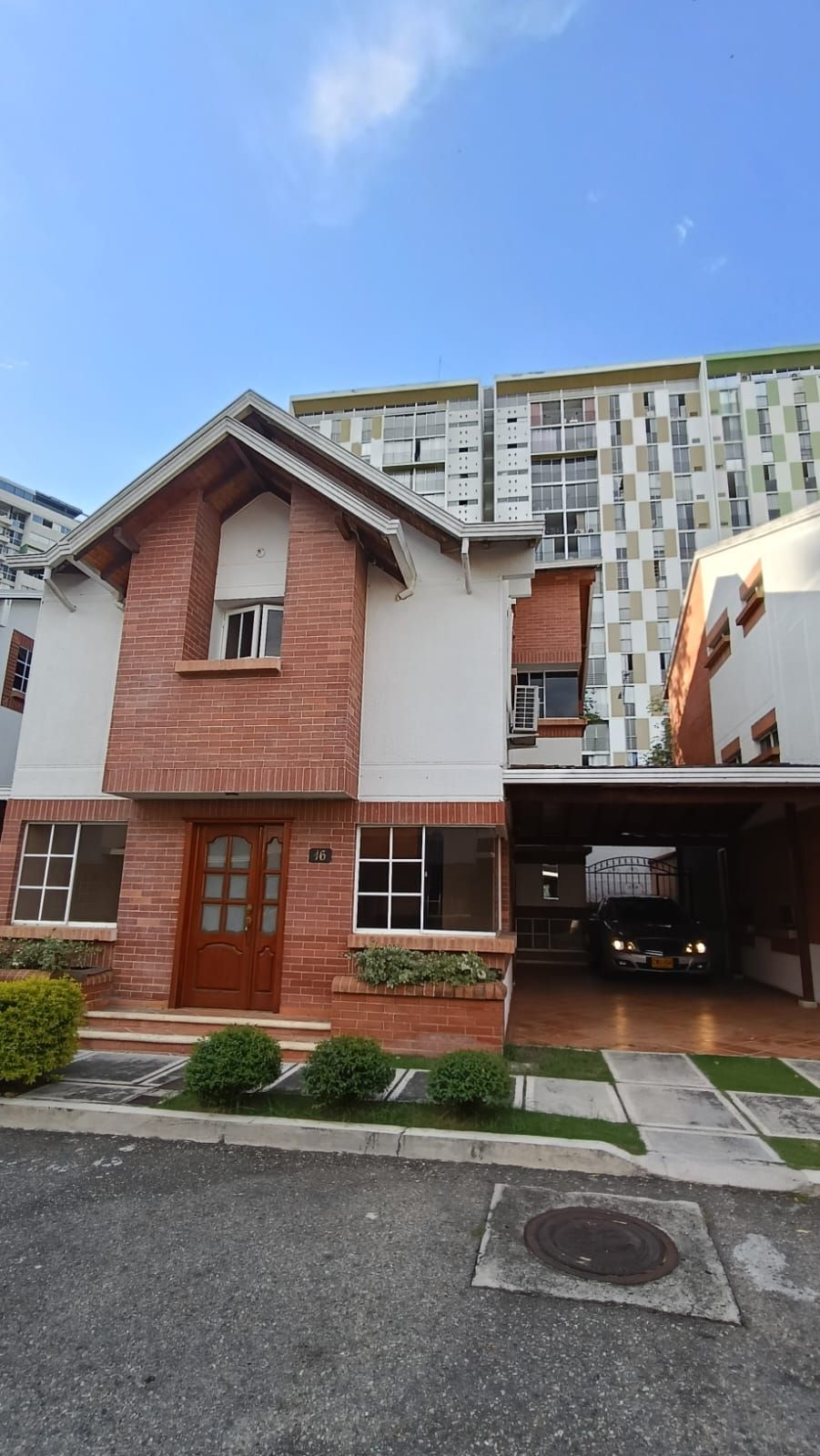 Casa en arriendo Santander Floridablanca Urbanizacion Paraguitas I 120 m2 Habitaciones 4 Baños 4 Garajes 1 Precio $4300000