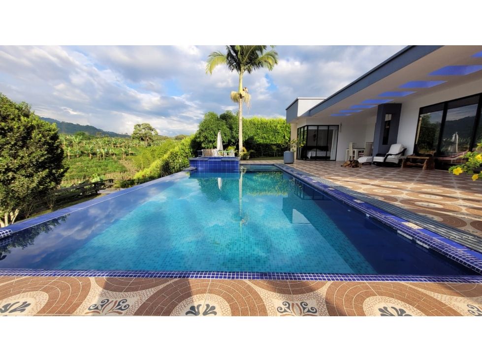 Casa Campestre en venta Risaralda Pereira Pereira 450 m2 Habitaciones 4 Baños 5 Garajes 5 Precio $1600000000