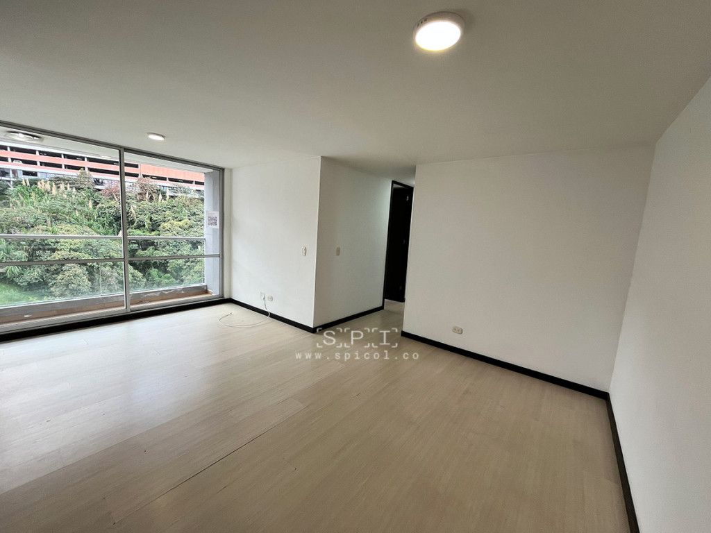 Apartamento en arriendo Antioquia Envigado Portal De La Sierra 70 m2 Habitaciones 3 Baños 2 Garajes 1 Precio $3700000