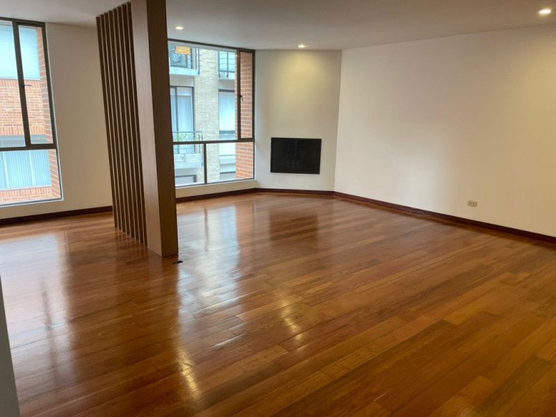 Apartamento en venta Cundinamarca Bogotá Santa Barbara Occidental 185 m2 Habitaciones 3 Baños 3 Garajes 2 Precio $1250000000