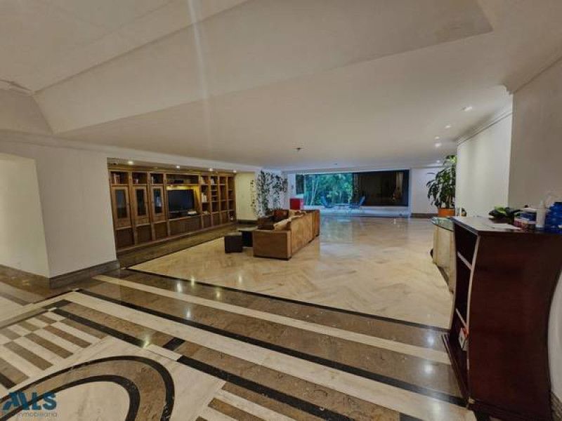 Apartamento en venta Antioquia Medellín San Lucas 537 m2 Habitaciones 3 Baños 3 Garajes 2 Precio $2950000000