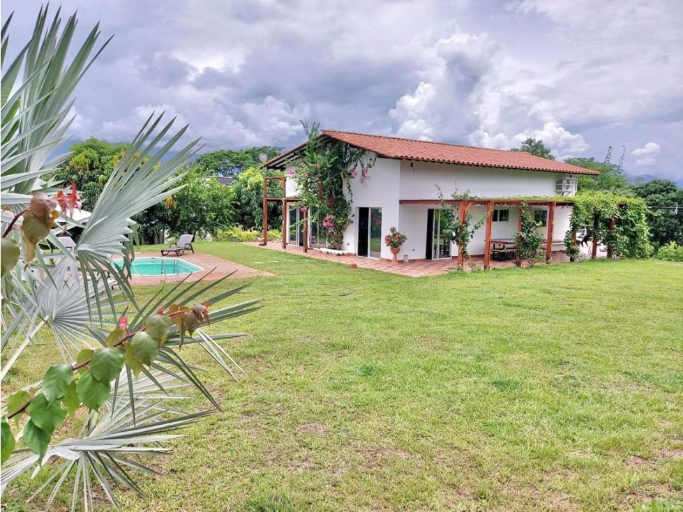 Finca en venta Antioquia Sopetrán Sopetran 161 m2 Habitaciones 4 Baños 3 Garajes 2 Precio $780000000