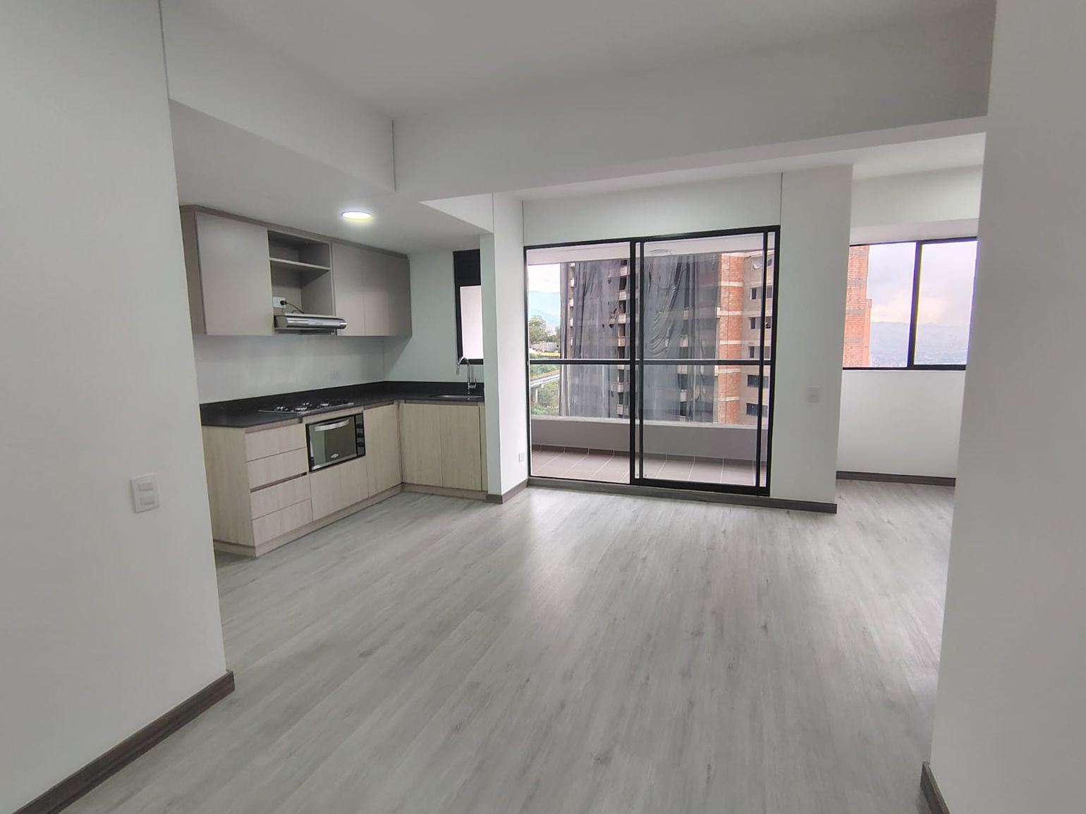 Apartamento en arriendo Antioquia Medellín Altos Del Poblado 68 m2 Habitaciones 2 Baños 2 Garajes 1 Precio $3650000