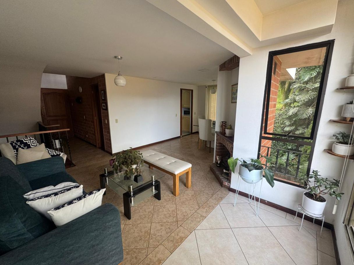 Casa en venta Antioquia Envigado La Inmaculada 250 m2 Habitaciones 3 Baños 4 Garajes 2 Precio $1150000000
