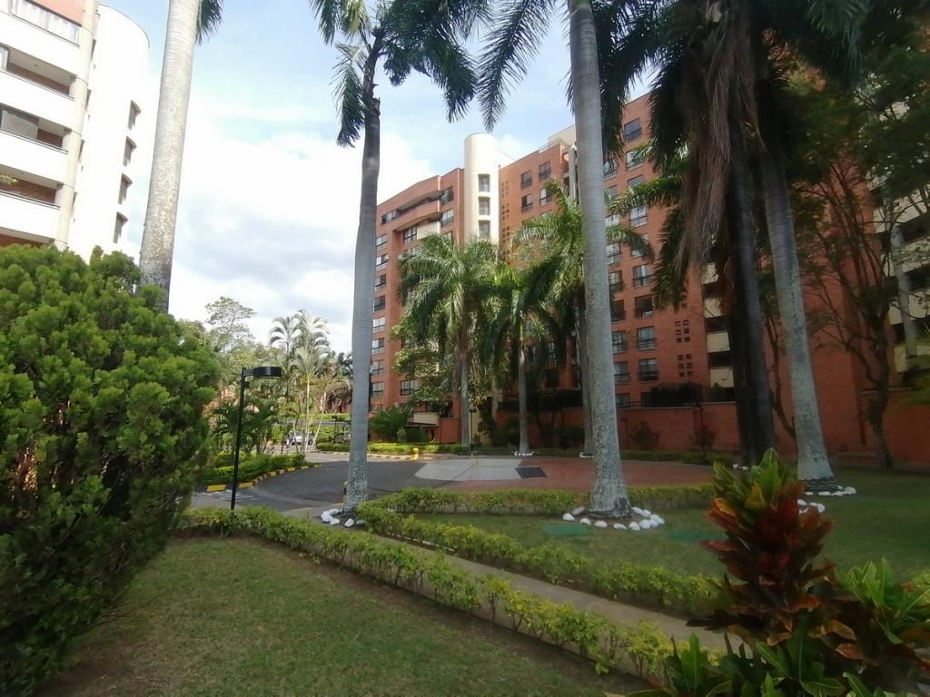 Apartamento en venta Valle Del Cauca Cali El Ingenio 109 m2 Habitaciones 3 Baños 2 Garajes 2 Precio $535000000
