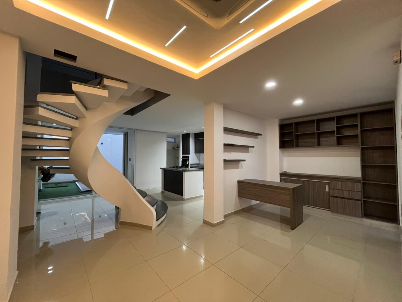 Casa en venta Huila Neiva El Faro 320 m2 Habitaciones 4 Baños 4 Garajes 0 Precio $450000000