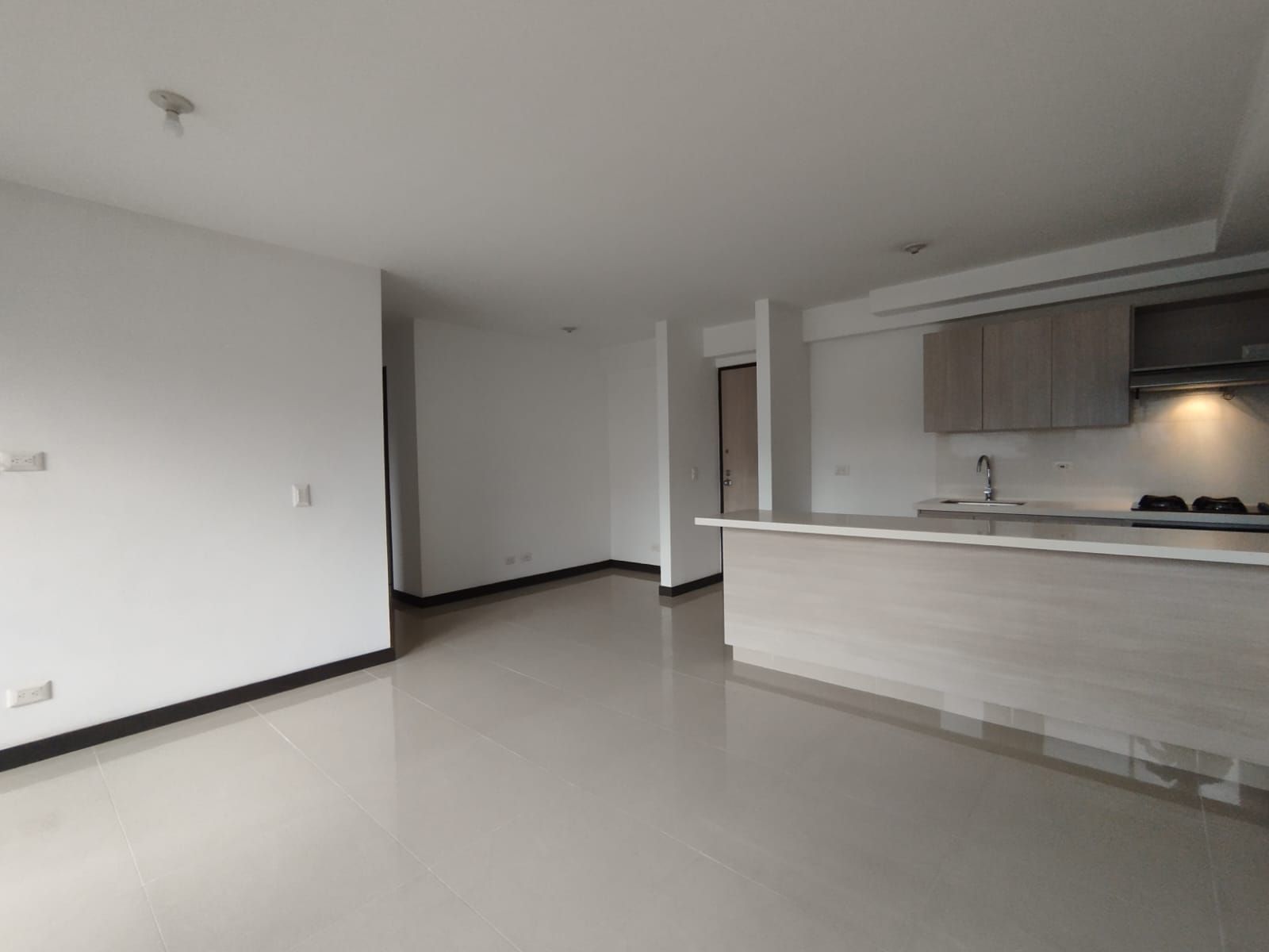 Apartamento en arriendo Antioquia Bello Ciudad Niquia 80 m2 Habitaciones 3 Baños 2 Garajes 1 Precio $2600000