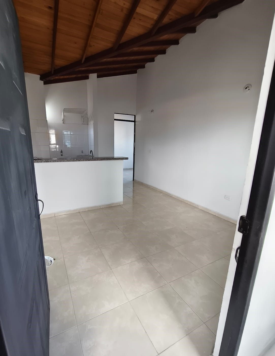 Apartamento en arriendo Santander Bucaramanga Alfonso Lopez 20 m2 Habitaciones 1 Baños 1 Garajes 1 Precio $750000