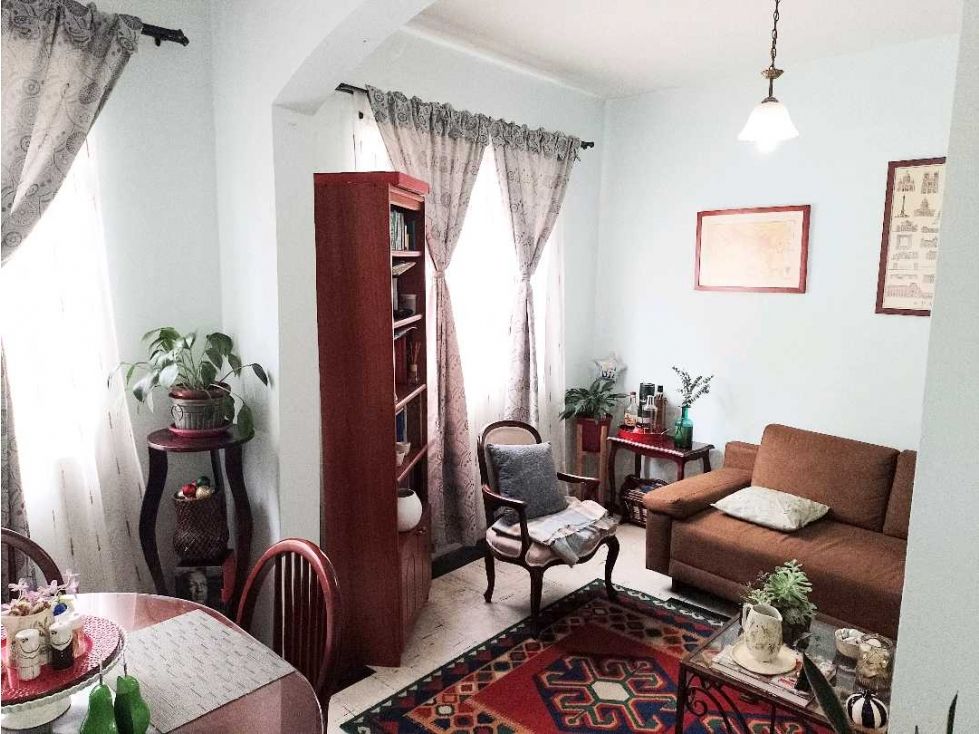 Casa en venta Cundinamarca Bogotá Santa Teresita 180 m2 Habitaciones 4 Baños 3 Garajes 0 Precio $800000000