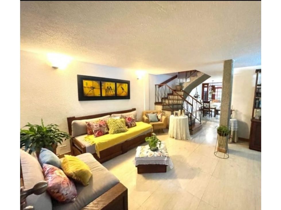 Casa en arriendo o venta Antioquia Medellín El Dorado 311 m2 Habitaciones 4 Baños 4 Garajes 3 Precio venta $1350000000 Precio arriendo $8850000