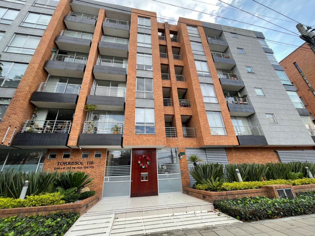 Apartamento en arriendo Cundinamarca Bogotá Santa Barbara Occidental 83 m2 Habitaciones 2 Baños 3 Garajes 2 Precio $4800000