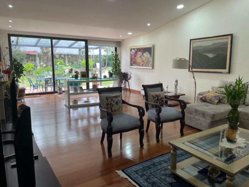 Casa en venta Cundinamarca Bogotá Santa Ana Oriental 606 m2 Habitaciones 4 Baños 3 Garajes 2 Precio $7200000000