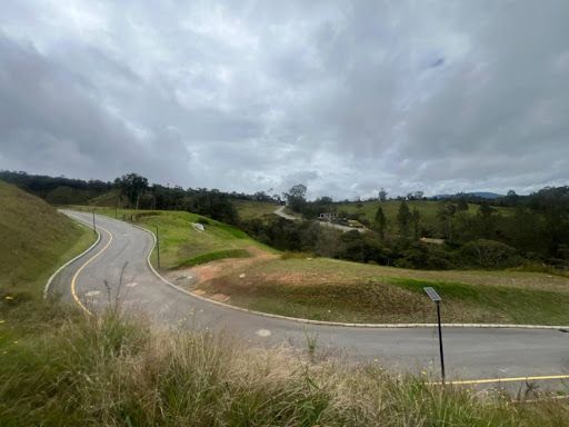 Lote en venta Antioquia El Retiro El Retiro 2106 m2 Habitaciones 0 Baños 3 Garajes 2 Precio $725000000