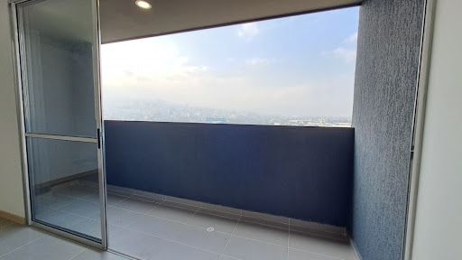 Apartamento en arriendo Antioquia Medellín Shellmar 70 m2 Habitaciones 2 Baños 3 Garajes 1 Precio $3500000