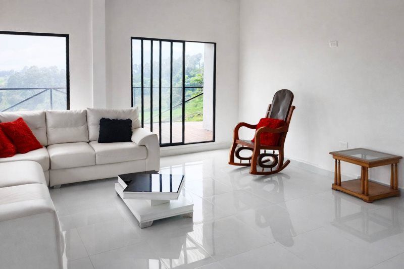 Casa en arriendo Antioquia Bello Centro 270 m2 Habitaciones 4 Baños 3 Garajes 4 Precio $4100000