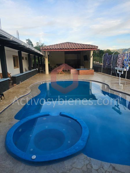 Casa en venta Antioquia Santa Rosa De Osos Pedro Justo Berrio 628 m2 Habitaciones 5 Baños 4 Garajes 7 Precio $950000000