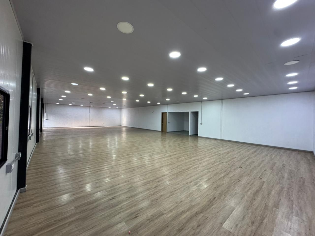 Local en arriendo Antioquia Envigado El Chinguí 400 m2 Habitaciones 0 Baños 3 Garajes 3 Precio $20000000