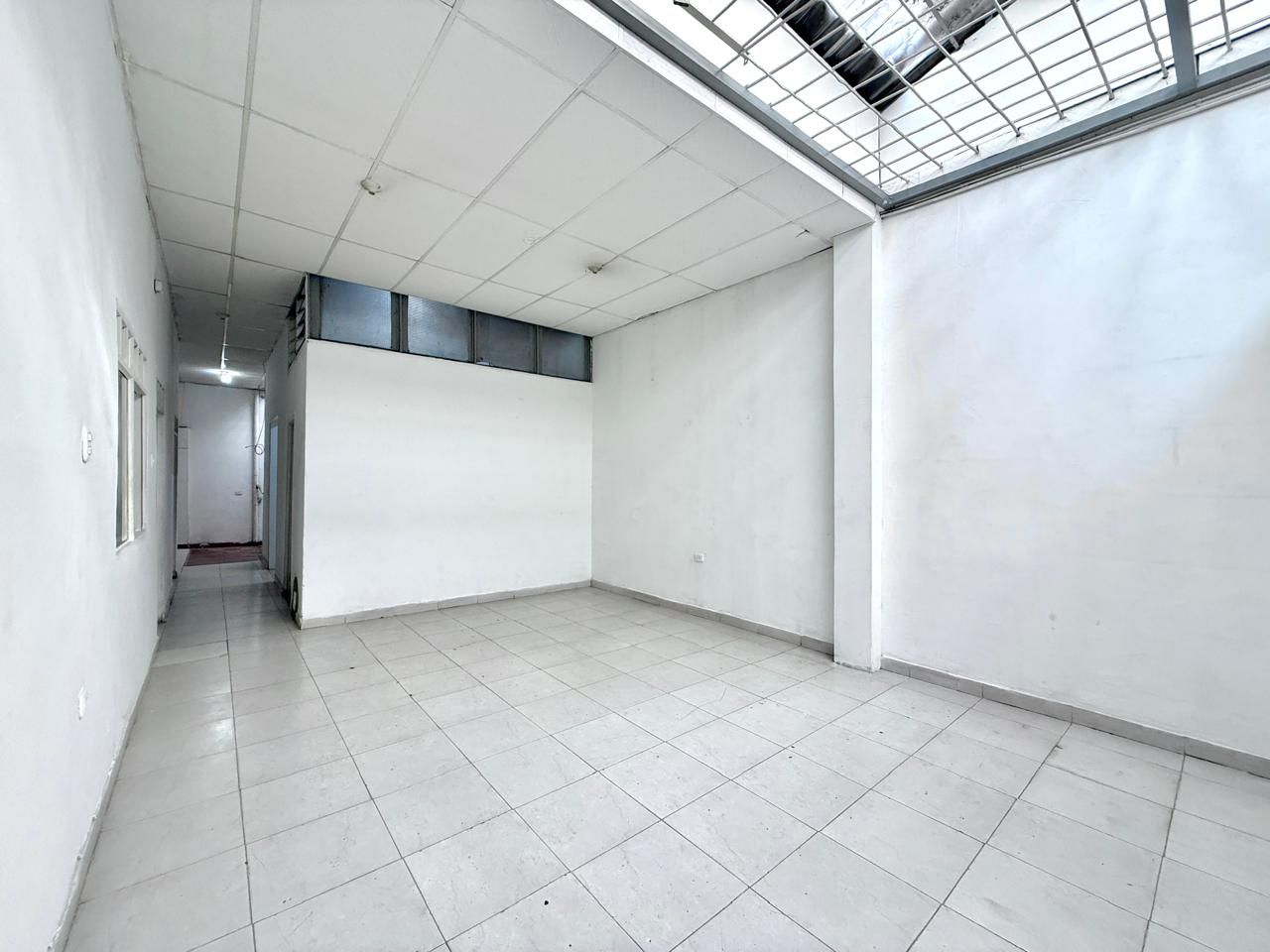 Local en arriendo Risaralda Pereira Providencia 146 m2 Habitaciones 0 Baños 2 Garajes 0 Precio $2500000