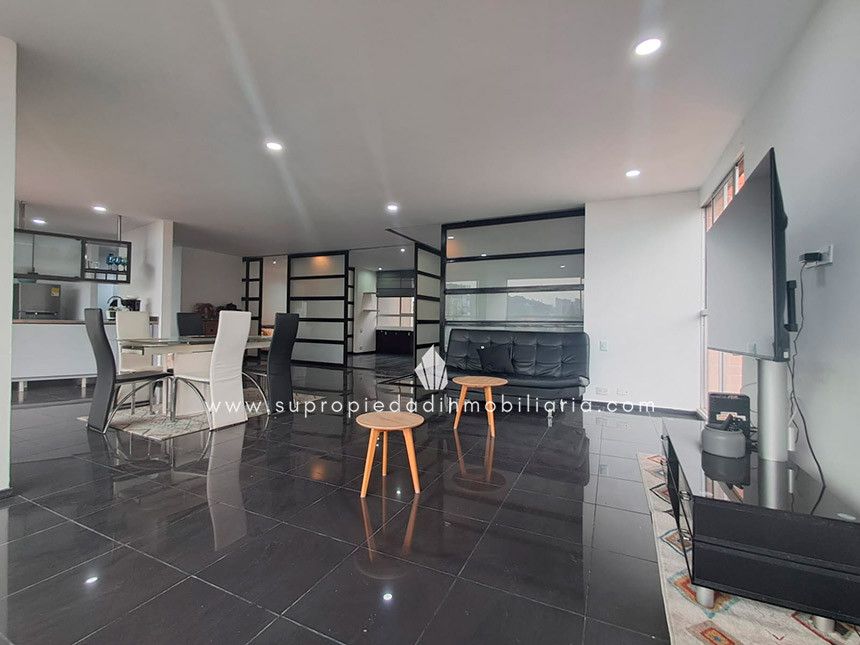 Apartamento en arriendo Antioquia Medellín Alejandro Echavarria 168 m2 Habitaciones 3 Baños 5 Garajes 2 Precio $6700000