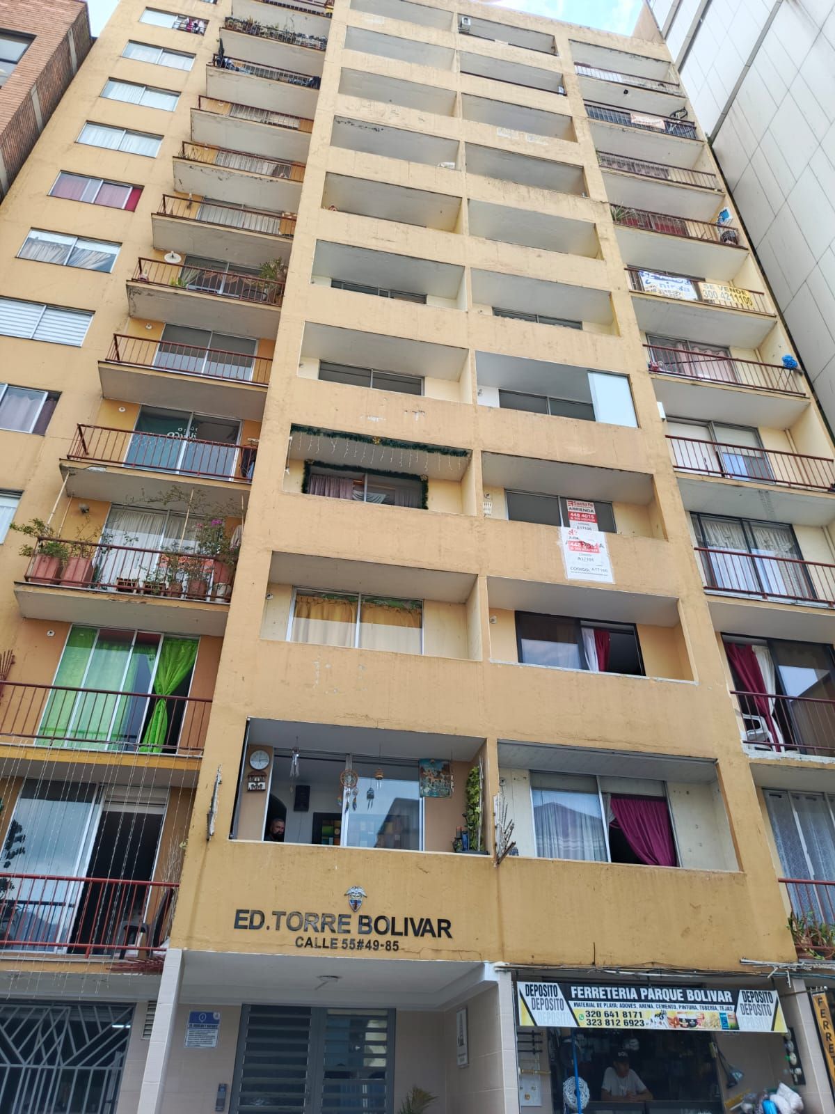 Apartaestudio en venta Antioquia Medellín Villanueva 33 m2 Habitaciones 1 Baños 1 Garajes 0 Precio $160000000