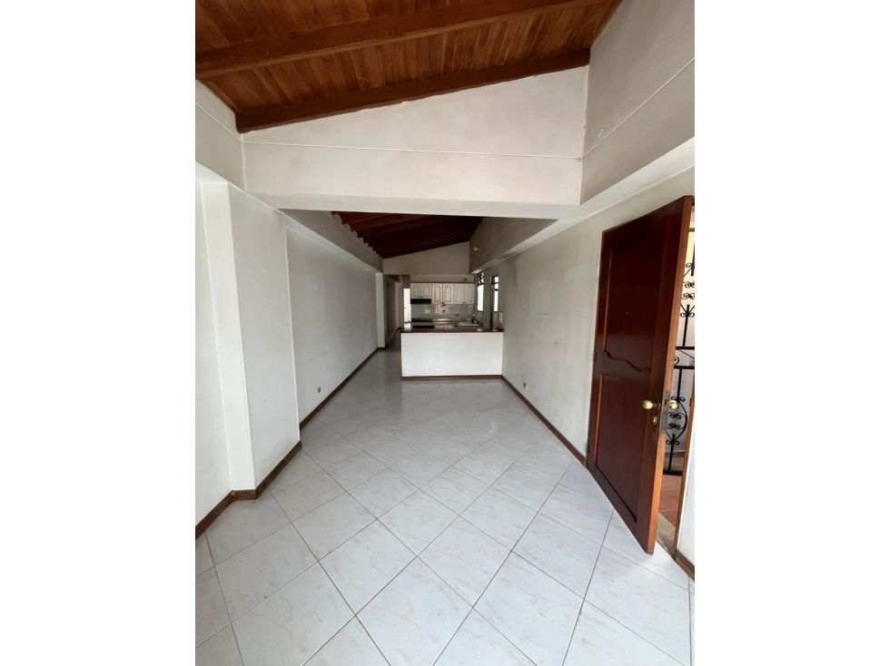 Apartamento en arriendo Antioquia Envigado El Dorado 97 m2 Habitaciones 3 Baños 2 Garajes 1 Precio $2500000