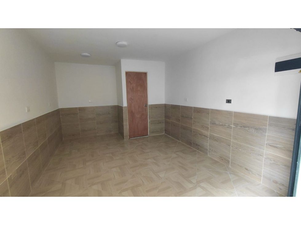 Local en arriendo Antioquia Medellín El Rincon 19 m2 Habitaciones 0 Baños 1 Garajes 0 Precio $1500000