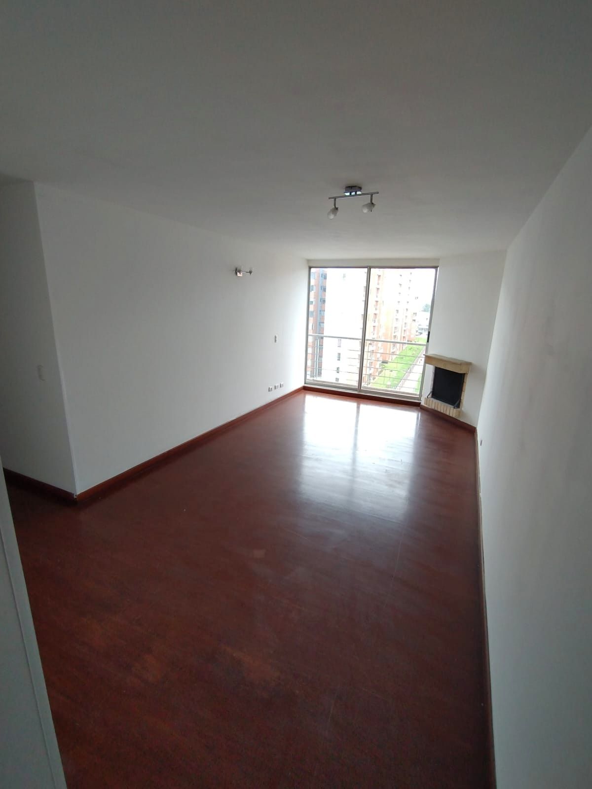Apartamento en venta Cundinamarca Bogotá El Plan 90 m2 Habitaciones 3 Baños 2 Garajes 1 Precio $520000000