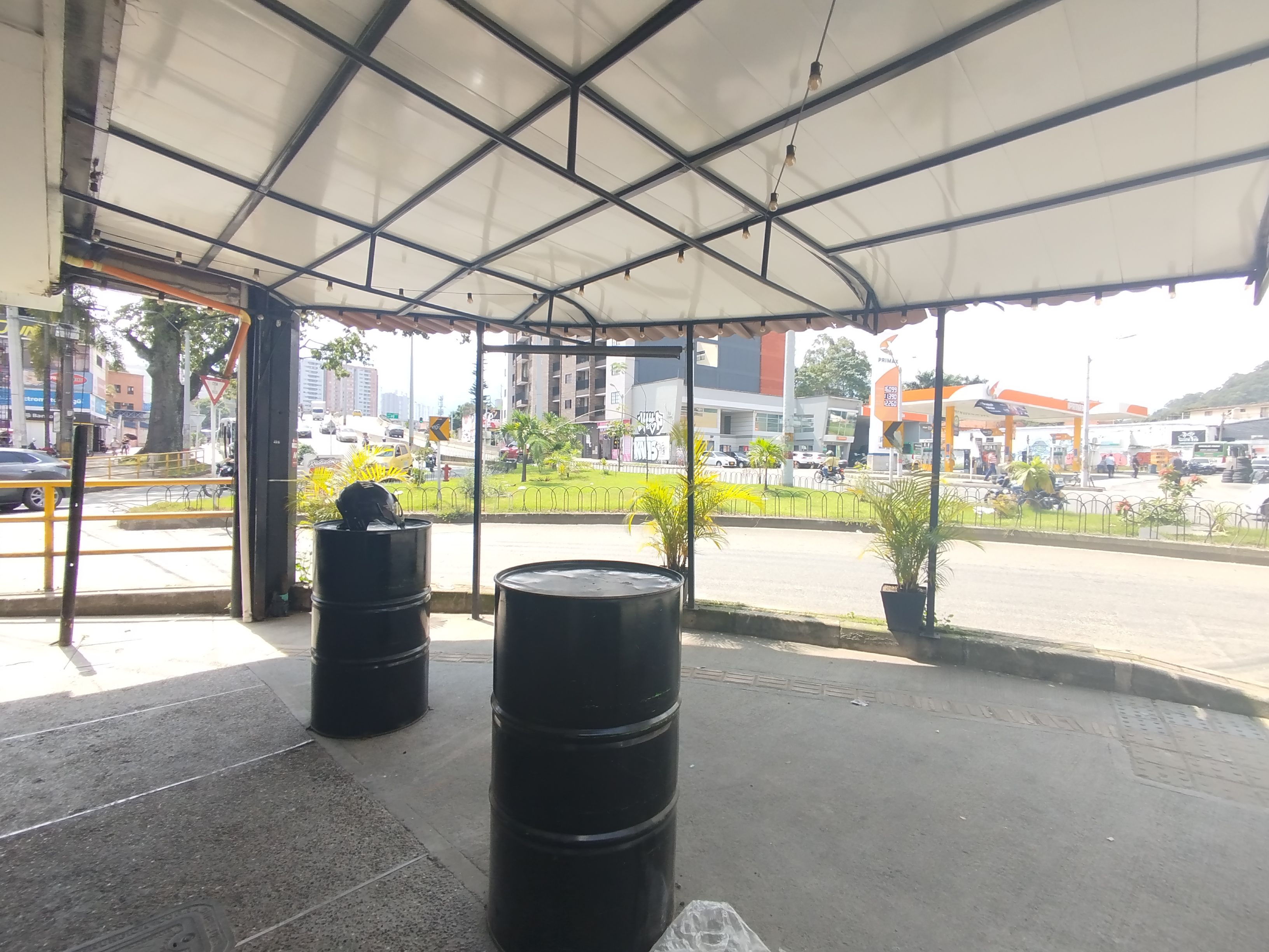 Local en arriendo Antioquia Itagüí Las Mercedes 28 m2 Habitaciones 0 Baños 1 Garajes 0 Precio $3000000