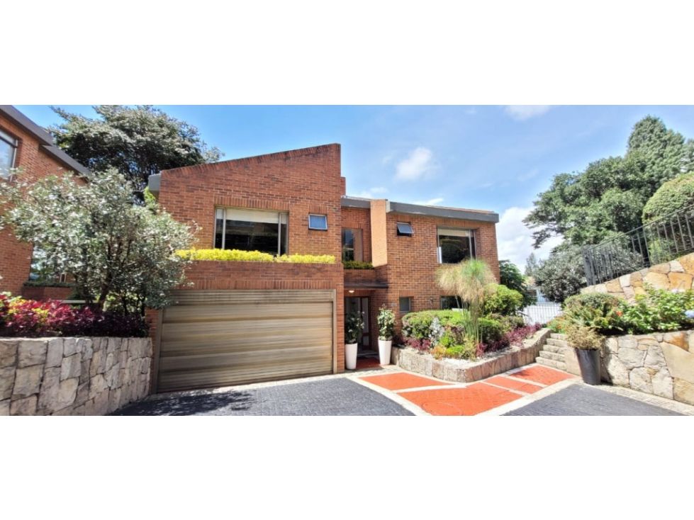 Casa en venta Cundinamarca Bogotá Suba Naranjos 321 m2 Habitaciones 3 Baños 4 Garajes 4 Precio $1950000000