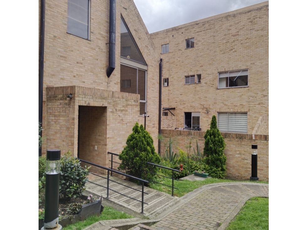 Casa en venta Cundinamarca Bogotá San Martin De Porres I Y Ii 110 m2 Habitaciones 3 Baños 3 Garajes 2 Precio $993000000