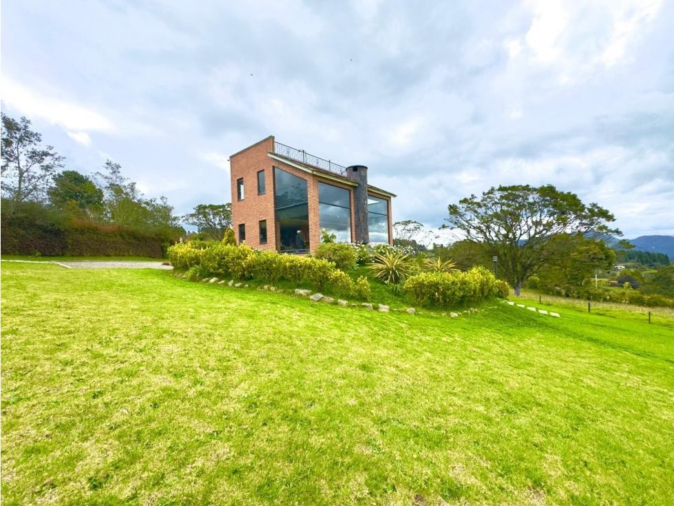 Casa en arriendo Cundinamarca Sopó Sopó 1000 m2 Habitaciones 5 Baños 8 Garajes 10 Precio $16000000