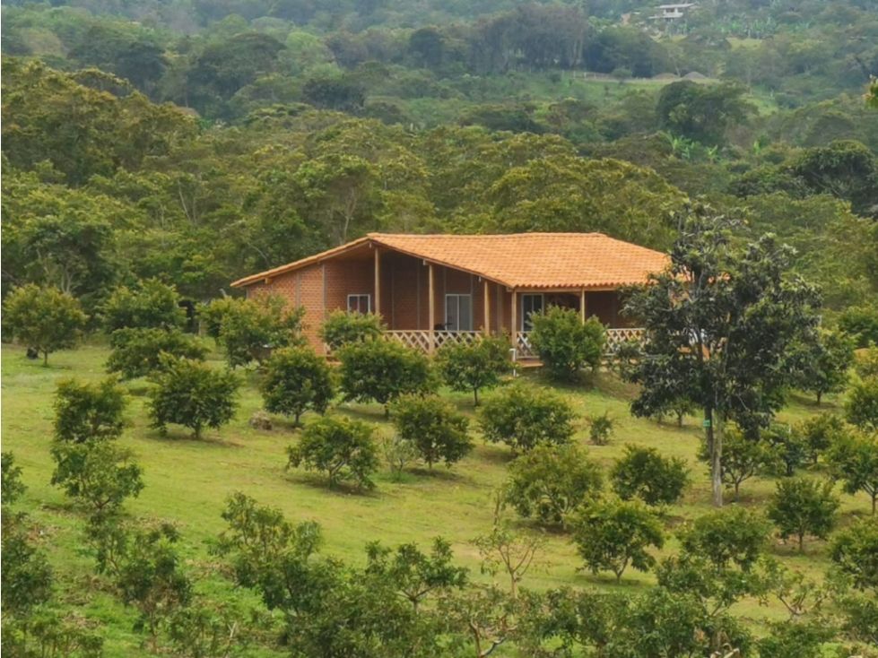 Finca en venta Boyacá Moniquirá Moniquira 77 m2 Habitaciones 3 Baños 2 Garajes 7 Precio $1070000000