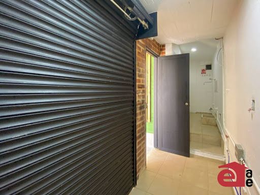 Local en arriendo Antioquia Envigado Asd 13 m2 Habitaciones 0 Baños 1 Garajes 0 Precio $1800000