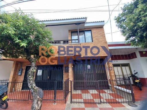 Apartamento en venta Santander Barrancabermeja Buenos Aires 227 m2 Habitaciones 5 Baños 4 Garajes 1 Precio $440000000