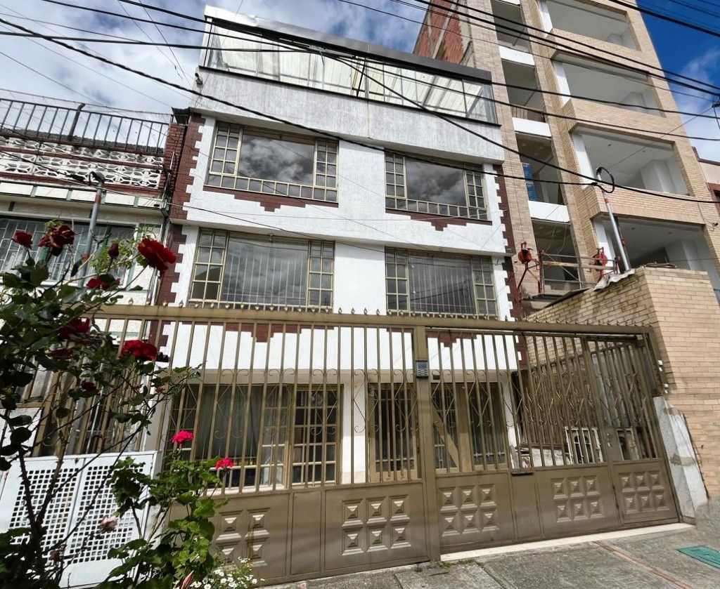 Apartamento en arriendo Cundinamarca Bogotá Santa Helenita 60 m2 Habitaciones 2 Baños 1 Garajes 0 Precio $1590000