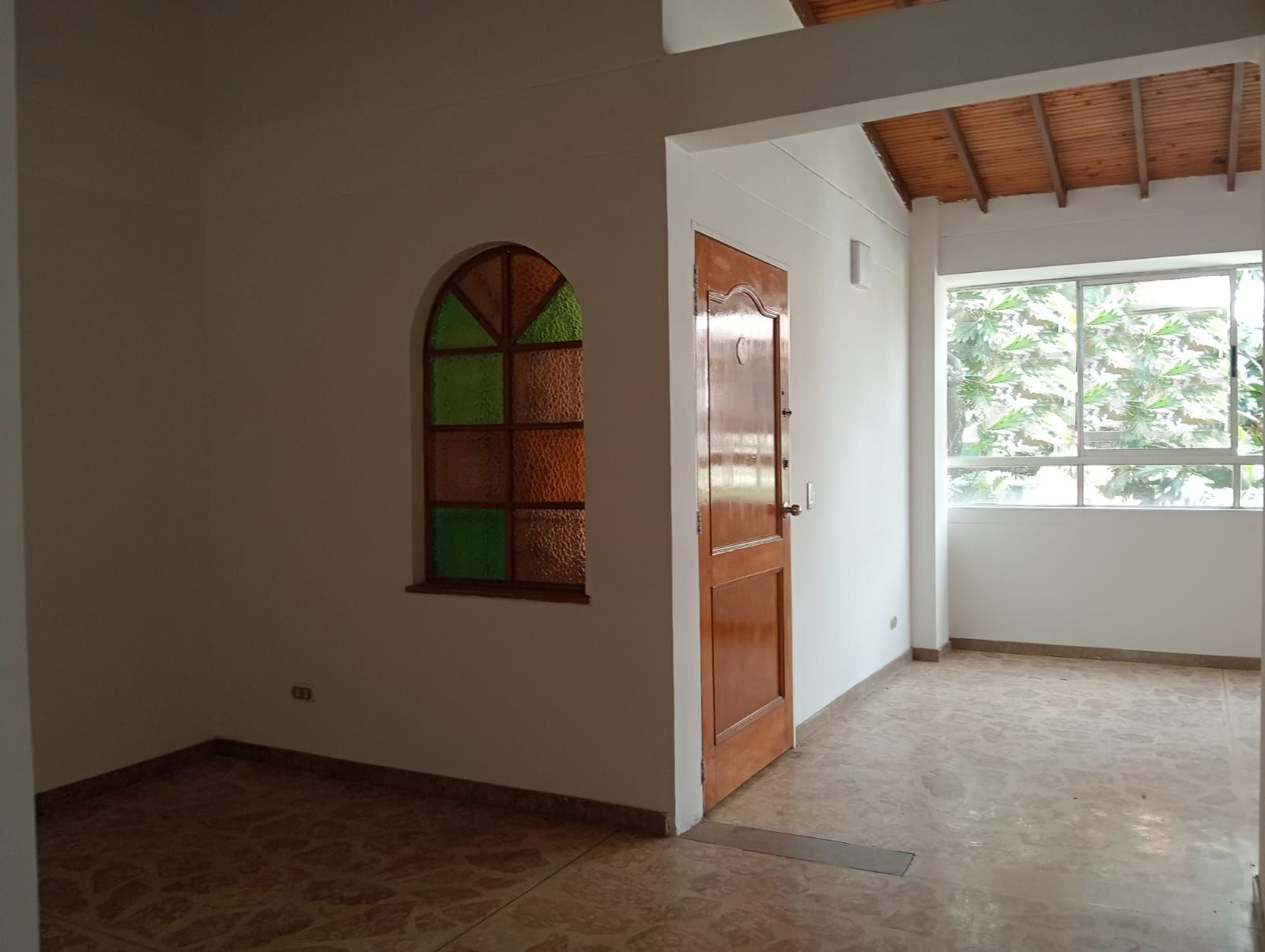 Apartamento en arriendo o venta Antioquia Medellín Bolivariana 100 m2 Habitaciones 3 Baños 2 Garajes 1 Precio venta $440000000 Precio arriendo $3200000