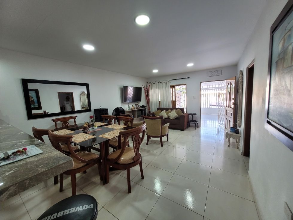 Casa en venta Atlántico Barranquilla La Cumbre 200 m2 Habitaciones 3 Baños 2 Garajes 3 Precio $550000000
