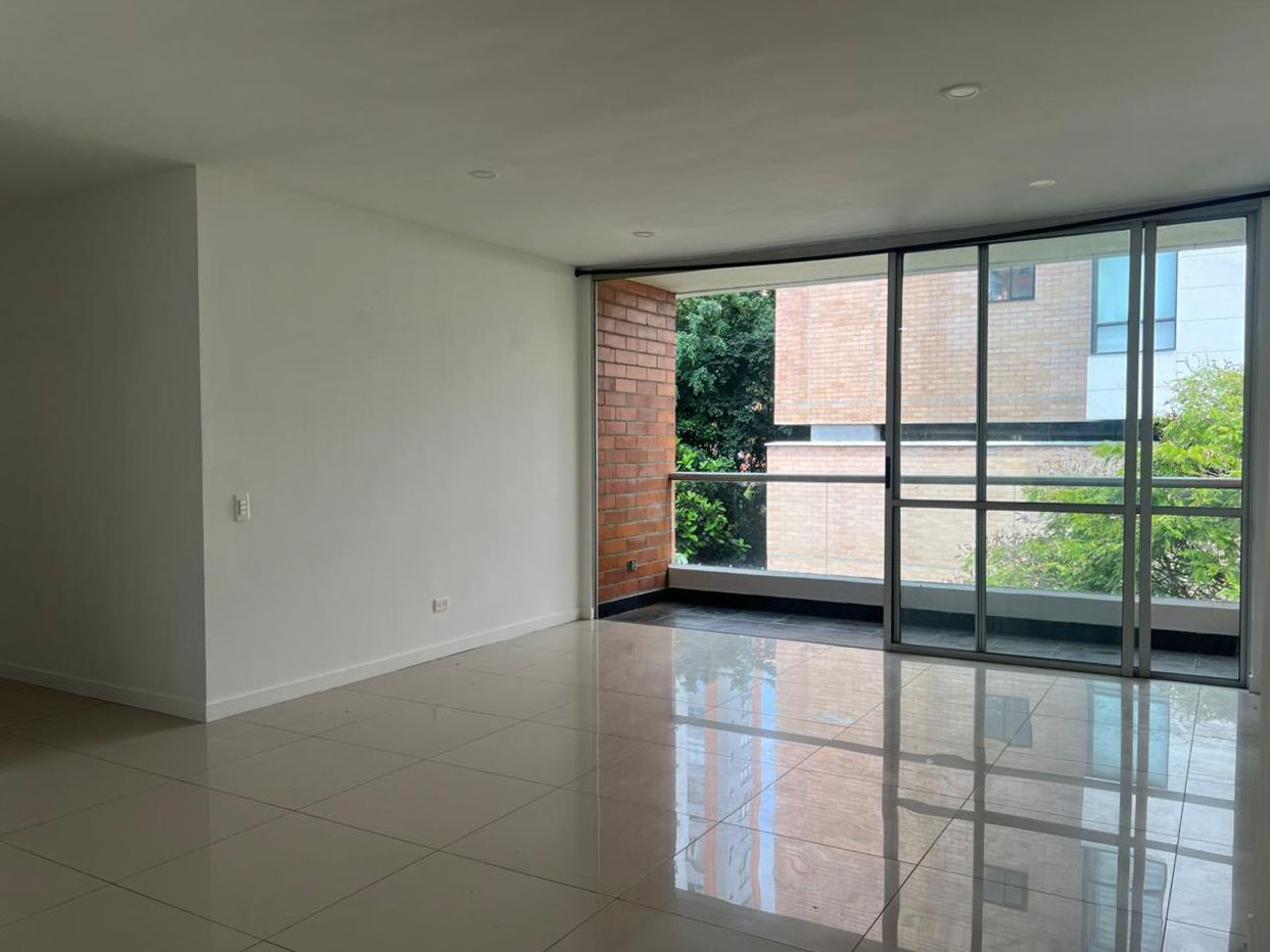 Apartamento en arriendo Antioquia Envigado La Mesa 105 m2 Habitaciones 3 Baños 3 Garajes 1 Precio $4300000