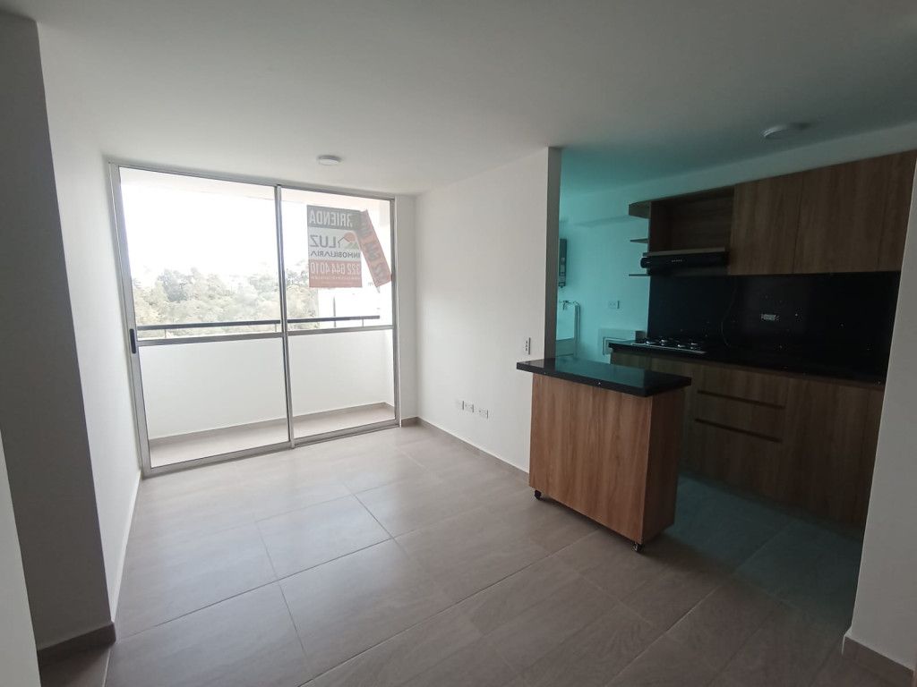 Apartamento en arriendo Antioquia Rionegro Centro 51 m2 Habitaciones 3 Baños 2 Garajes 1 Precio $1300000