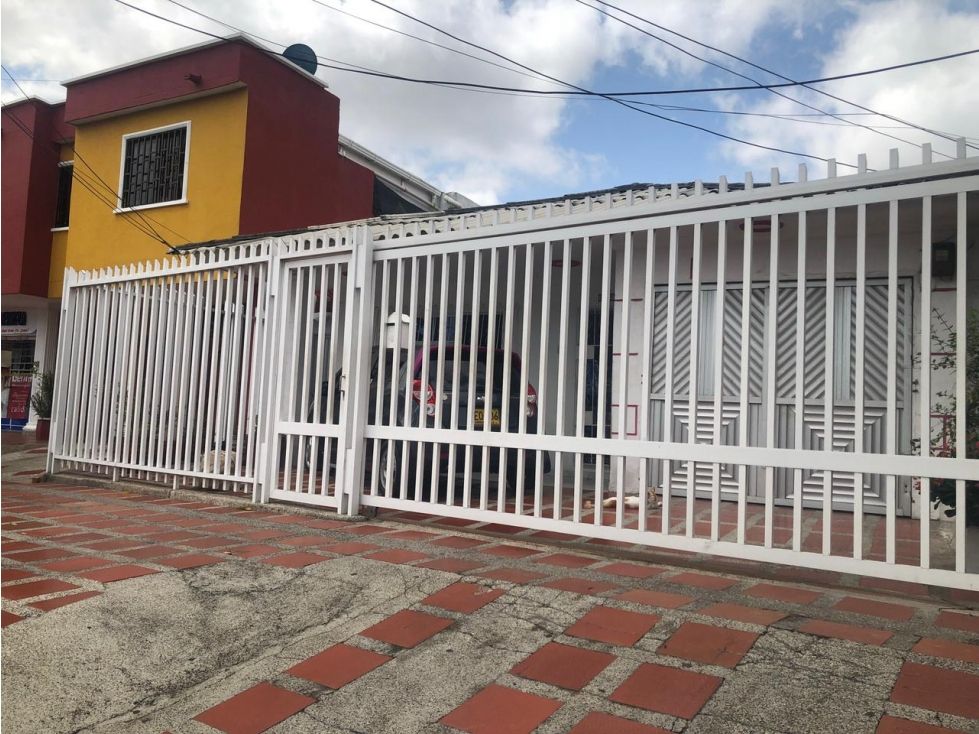 Casa en venta Atlántico Barranquilla Los Andes 384 m2 Habitaciones 5 Baños 2 Garajes 1 Precio $580000000