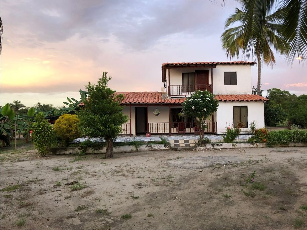 Finca en arriendo o venta Atlántico Sabanalarga Sabanalarga 11000 m2 Habitaciones 4 Baños 2 Garajes 0 Precio venta $867000000 Precio arriendo $10000000