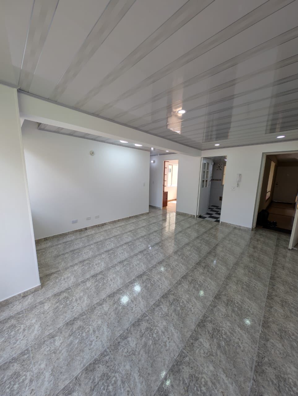 Apartamento en venta Cundinamarca Bogotá Prado Veraniego Norte 52 m2 Habitaciones 2 Baños 2 Garajes 1 Precio $340000000