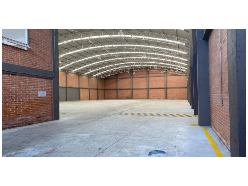 Bodega en arriendo Cundinamarca Mosquera Cr Quintas Del Trebol 2472 m2 Habitaciones 0 Baños 4 Garajes 2 Precio $51000000