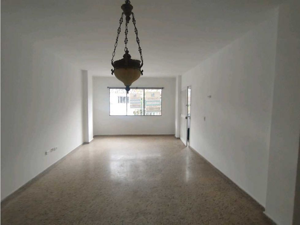 Apartamento en arriendo Antioquia Medellín Las Acacias 120 m2 Habitaciones 3 Baños 3 Garajes 0 Precio $2700000