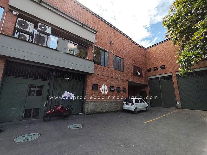 Bodega en arriendo Antioquia Envigado Las Vegas 640 m2 Habitaciones 0 Baños 6 Garajes 2 Precio $19900000