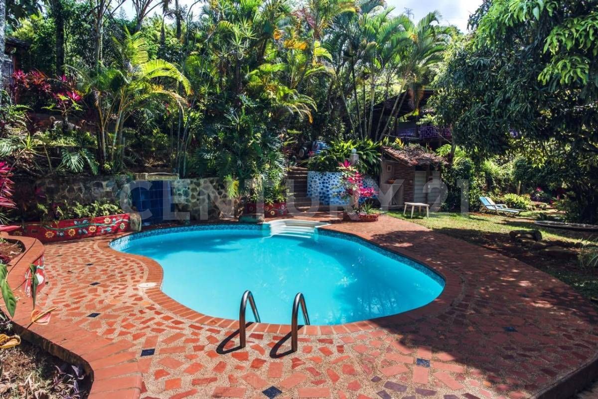 Casa en arriendo Valle Del Cauca Cali Cali 1600 m2 Habitaciones 5 Baños 6 Garajes 6 Precio $4500000