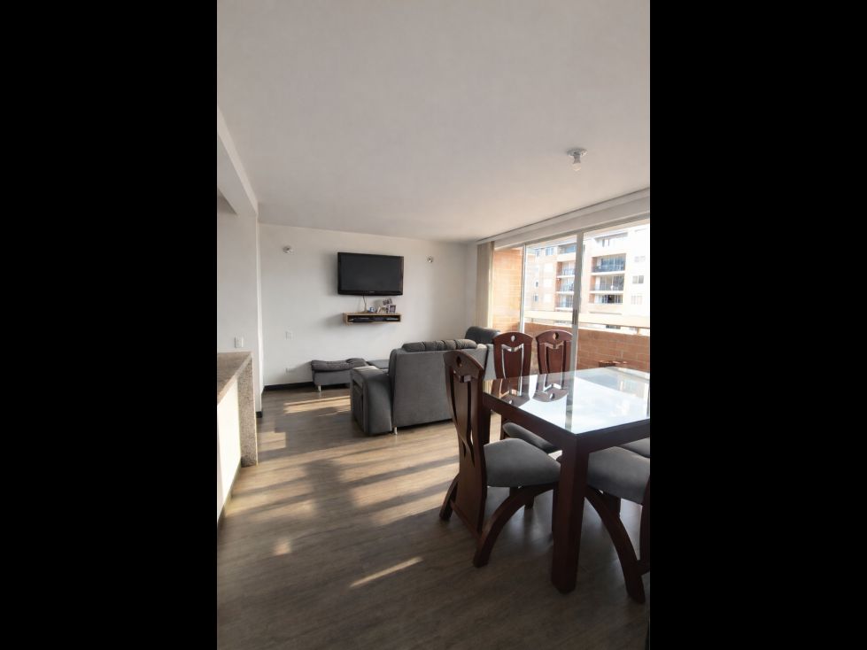 Apartamento en venta Cundinamarca Bogotá El Dorado 71 m2 Habitaciones 3 Baños 2 Garajes 1 Precio $440000000