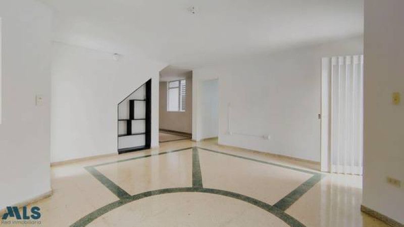 Casa en venta Antioquia Medellín Santa Monica 186 m2 Habitaciones 5 Baños 3 Garajes 1 Precio $850000000